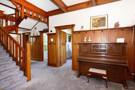 Photo of property in 17 Rhodes Street, Waimate, 7924