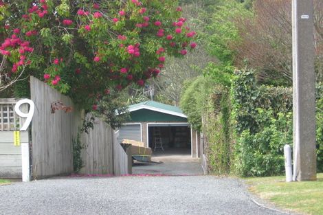 Photo of property in 9 Millar Road, Lake Okareka, Rotorua, 3076