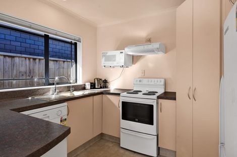 Photo of property in 144 Lemon Street, Strandon, New Plymouth, 4312