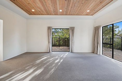 Photo of property in 13 Bronzewing Terrace, Unsworth Heights, Auckland, 0632