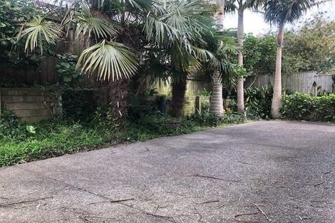 Photo of property in 3/4a Corrella Road, Belmont, Auckland, 0622