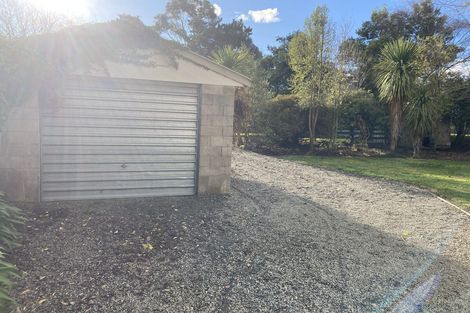 Photo of property in 52 Timaru Road, Waimate, 7924