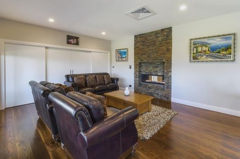 Photo of property in 21 Imperial Place, Flat Bush, Auckland, 2019