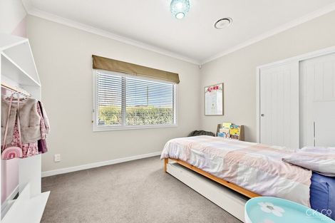 Photo of property in 21 Pempsey Street, Silverstream, Upper Hutt, 5019