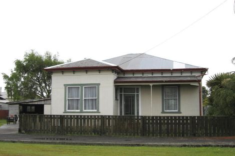 Photo of property in 18 Pakington Street, Westport, 7825