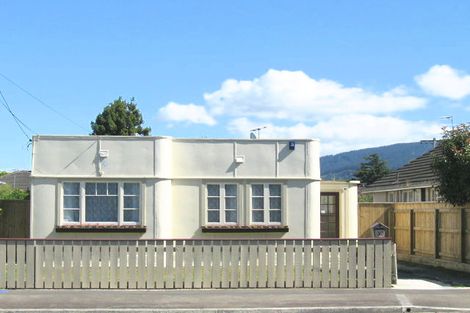 Photo of property in 30 Murray Street, Wallaceville, Upper Hutt, 5018