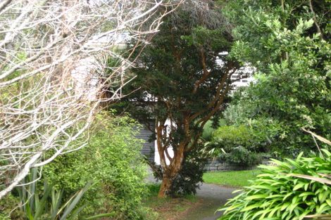 Photo of property in 12 Featherston Street, Macandrew Bay, Dunedin, 9014