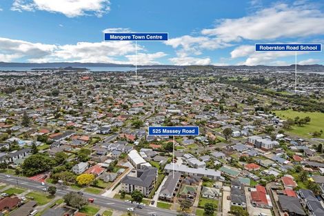 Photo of property in 525a Massey Road, Mangere, Auckland, 2022