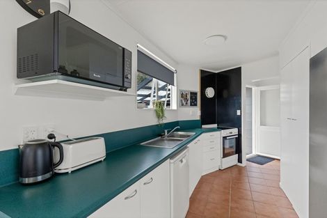 Photo of property in 39 Heather Street, Levin, 5510