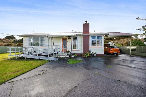 Photo of property in 4 Elizabeth Street, Patea, 4520