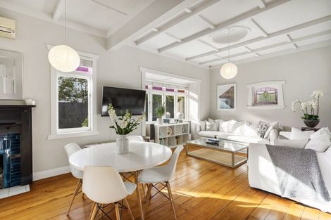 Photo of property in 4 Curzon Street, Onehunga, Auckland, 1061