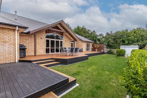 Photo of property in 8 Oakmont Place, Rototuna, Hamilton, 3210