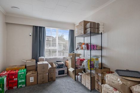 Photo of property in 60 Dyer Street, Epuni, Lower Hutt, 5011