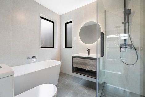 Photo of property in 21 Pohewa Road, Silverdale, 0932