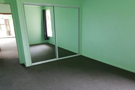 Photo of property in 23 Evans Road, Glen Eden, Auckland, 0602