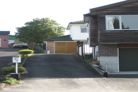 Photo of property in 2/61 Ray Small Drive, Pahurehure, Papakura, 2113