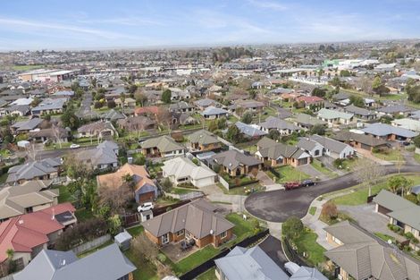 Photo of property in 11 Guildford Place, Rototuna North, Hamilton, 3210