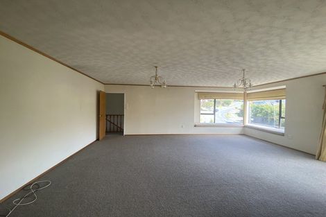 Photo of property in 42 Lakewood Avenue, Churton Park, Wellington, 6037