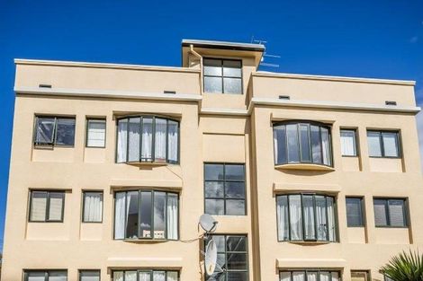 Photo of property in 564i Adelaide Road, Berhampore, Wellington, 6023