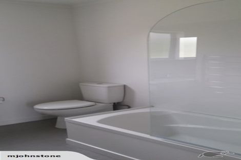 Photo of property in 8/8 Middleton Road, Johnsonville, Wellington, 6037