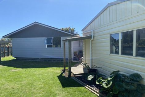 Photo of property in 10 Tauranga Place, Waitara, 4320