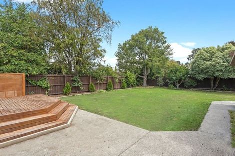 Photo of property in 110 Kendal Avenue, Burnside, Christchurch, 8053