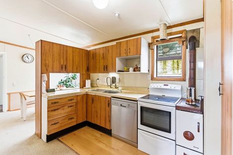Photo of property in 13 Queen Street, Brighton, Dunedin, 9035