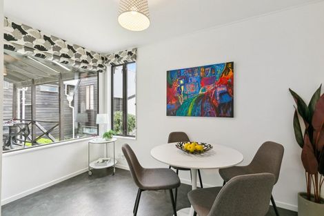 Photo of property in 90 Majoribanks Street, Mount Victoria, Wellington, 6011