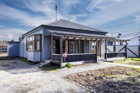 Photo of property in 40 Cox Street, Geraldine, 7930