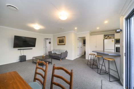 Photo of property in 3 Abby Road, Fitzherbert, Palmerston North, 4410