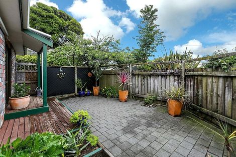 Photo of property in 49a Brois Street, Frankleigh Park, New Plymouth, 4310