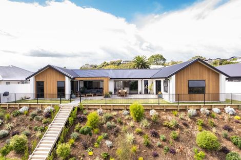 Photo of property in 3/20b Gordon Street, Glen Avon, New Plymouth, 4312