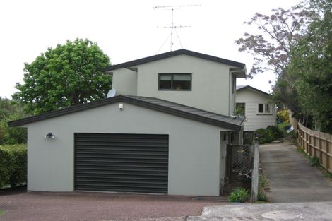 Photo of property in 2/23 Ladies Mile, Manly, Whangaparaoa, 0930
