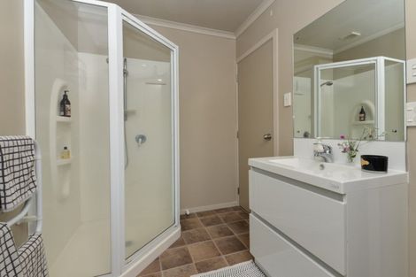 Photo of property in 2c Riro Street, Hamilton East, Hamilton, 3216