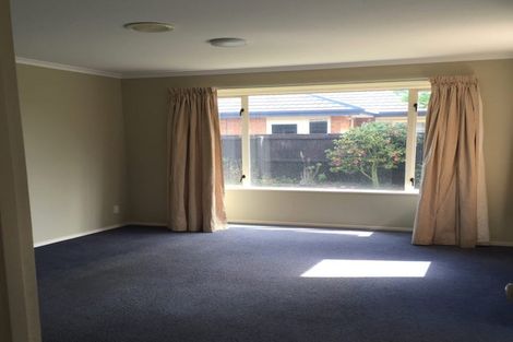 Photo of property in 5 Topham Lane, Hornby, Christchurch, 8042