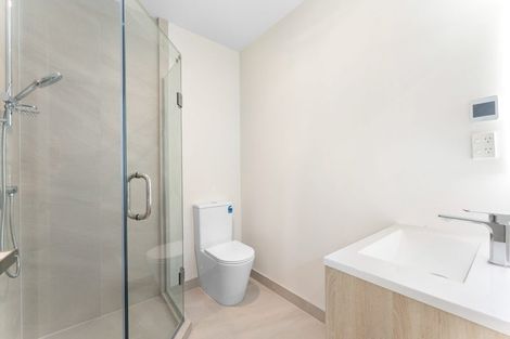 Photo of property in 4/11 Seymour Road, Sunnyvale, Auckland, 0612