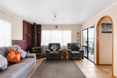 Photo of property in 8a Alpha Avenue, Coastlands, Whakatane, 3120