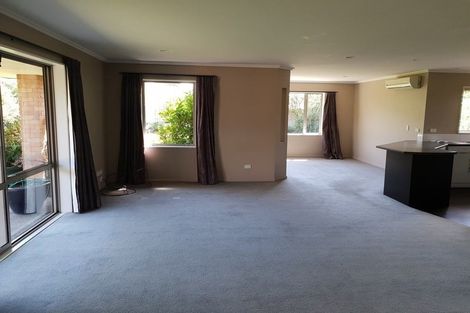Photo of property in 42 Eaglesome Avenue, Aidanfield, Christchurch, 8025