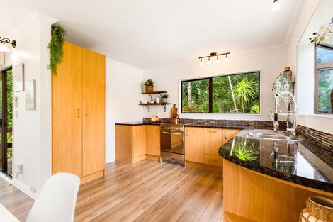 Photo of property in 1/43 Sabulite Road, Kelston, Auckland, 0602