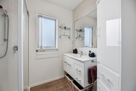 Photo of property in 11 Kamahi Crescent, Papamoa Beach, Papamoa, 3118
