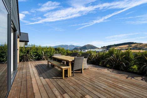 Photo of property in 6 Mcneil Crescent, Wanaka, 9305