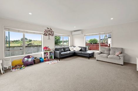 Photo of property in 8a Cannell Farm Drive, Te Puke, 3119