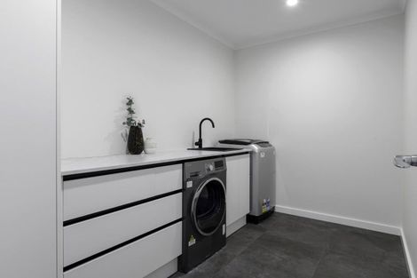 Photo of property in 8 Dulverton Rise, Flagstaff, Hamilton, 3210