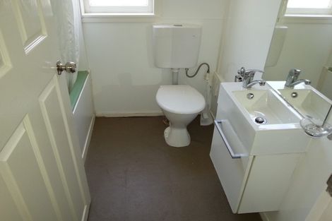 Photo of property in 1-3 Mudges Terrace, Newtown, Wellington, 6021