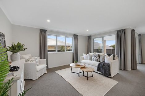 Photo of property in 34 Richardson Road, Omokoroa, 3114