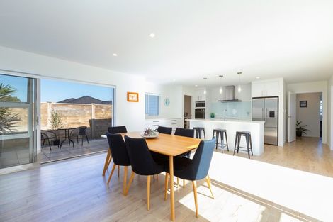 Photo of property in 37 Northwood Close, Warkworth, 0910