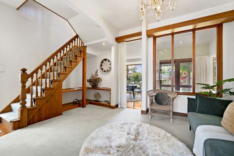 Photo of property in 2 Tutchen Avenue, Mount Victoria, Wellington, 6011