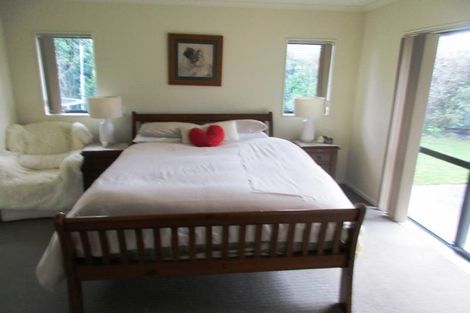 Photo of property in 4b Georgia Grove, Paraparaumu, 5032