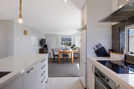 Photo of property in 79 Te Kio Crescent, Papamoa Beach, Papamoa, 3118