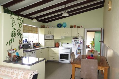 Photo of property in 43 Queen Street, Pareora, 7912